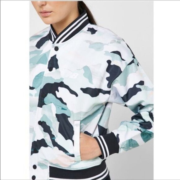 New Balance Women's Essential Stadium Jacket **BRAND NEW / UNWORN** - Picture 1 of 6